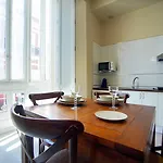 Casa Palacio De *